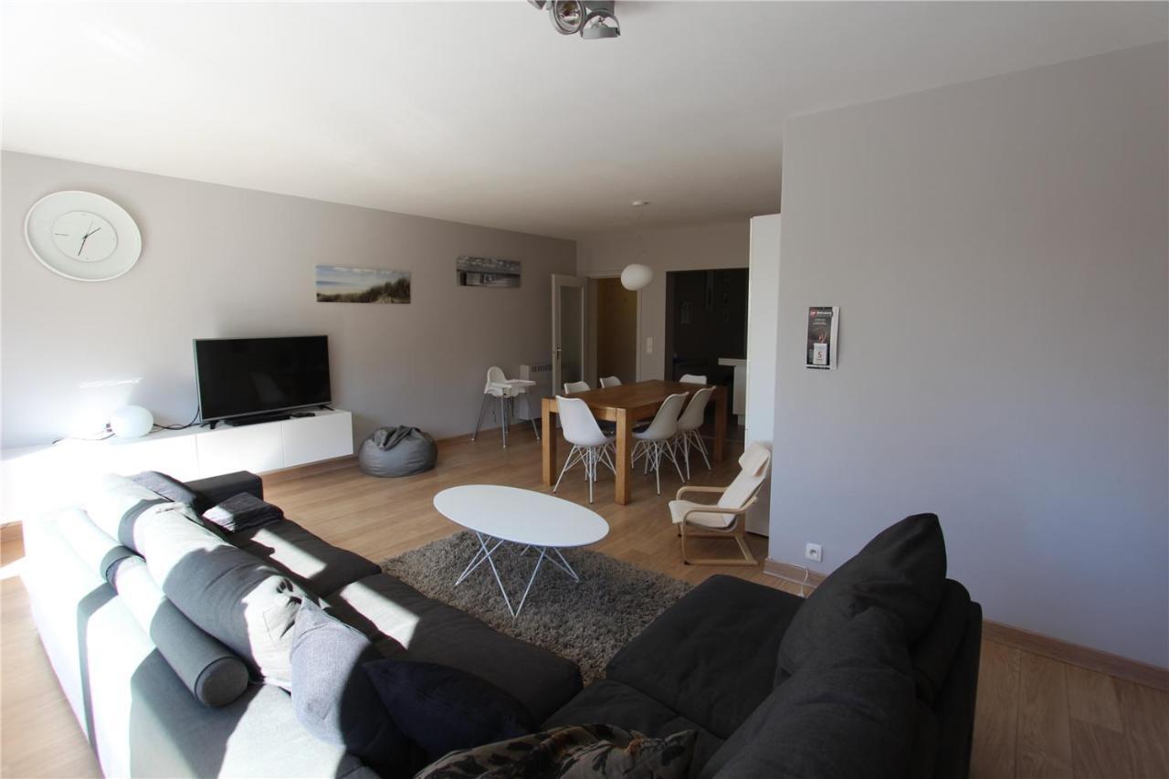 Appartement Nieuwpoort-Bad Met Garage Екстериор снимка